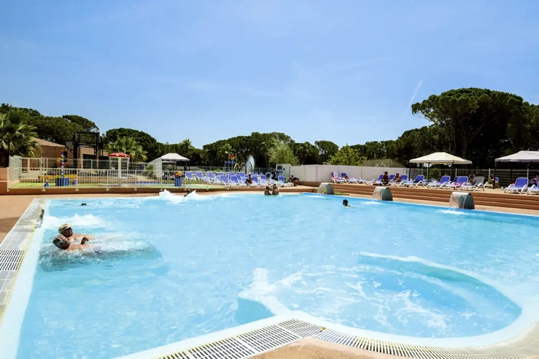 Camping Montana Parc Oasis Village - Coeur de l'Estérel 5 Gwiazdy★★★★★