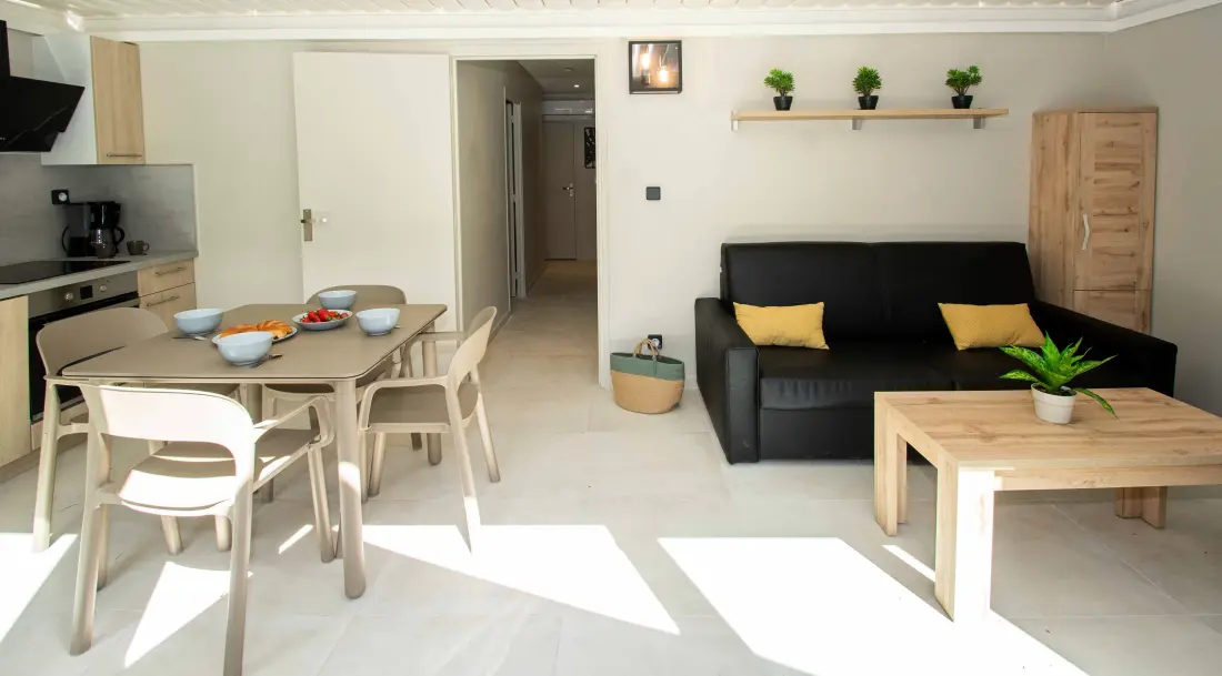 Camping Montana Parc Oasis Village - Coeur de l'Estérel 5 Gwiazdy★★★★★