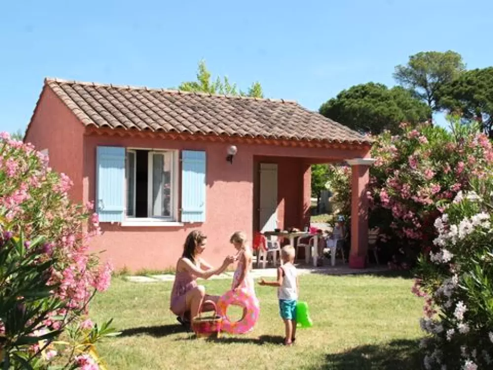 Camping Montana Parc Oasis Village - Coeur de l'Estérel 5 étoiles★★★★★