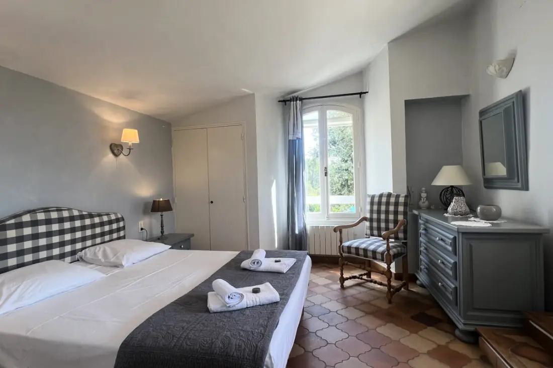Villa Maya: Nagy Villa és csodálatos úszómedence a Luberon lábánál