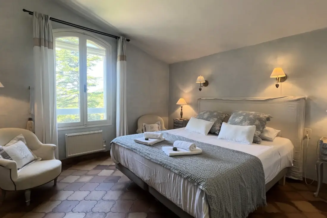 Villa Maya: Nagy Villa és csodálatos úszómedence a Luberon lábánál