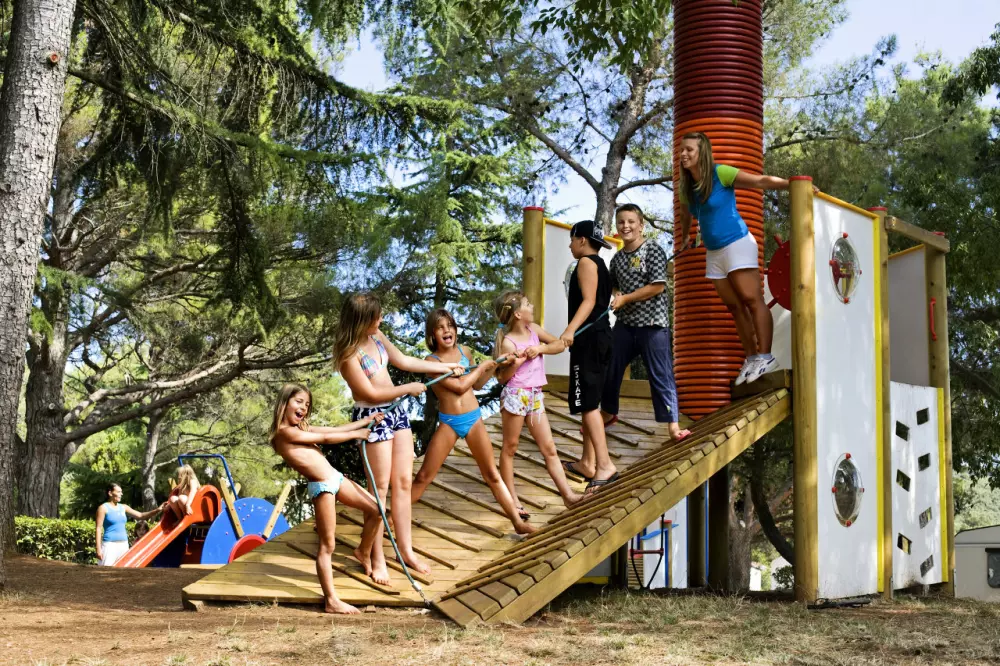 Camping Brioni 2 Csillagok★★