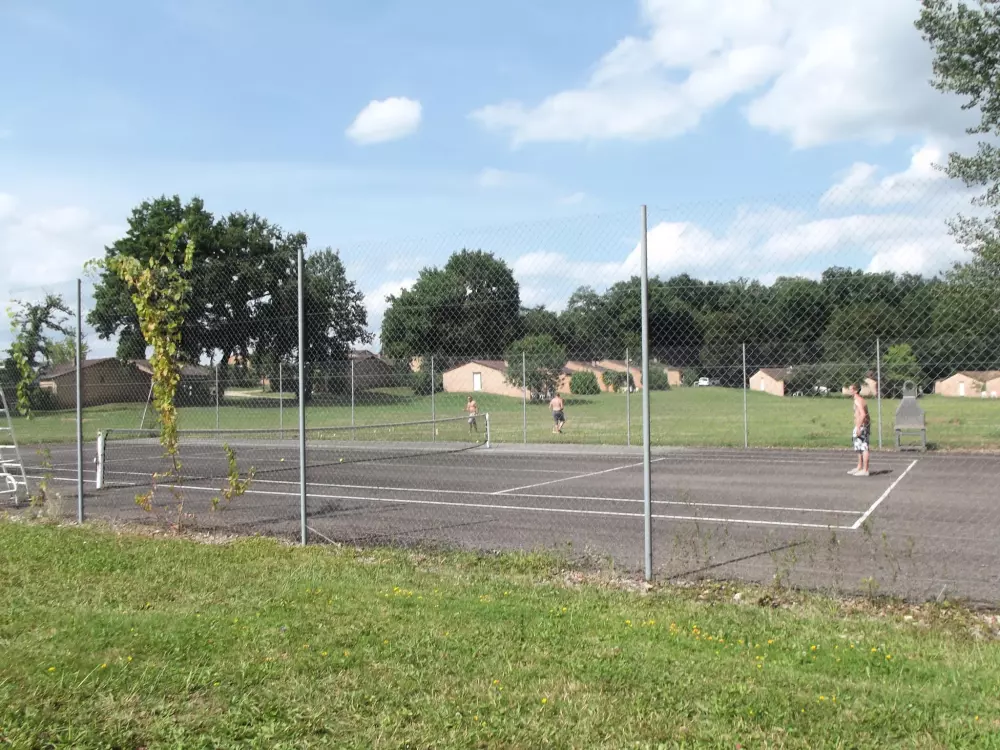 Village Camping LES VIGNES 3 Stars★★★