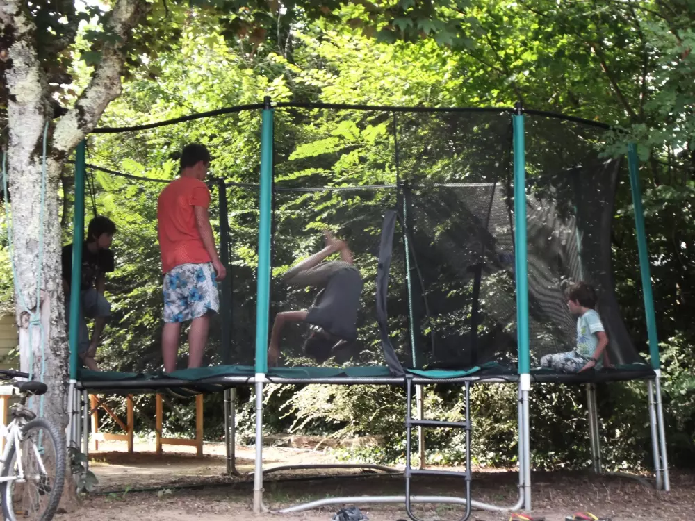 Village Camping LES VIGNES 3 Stars★★★