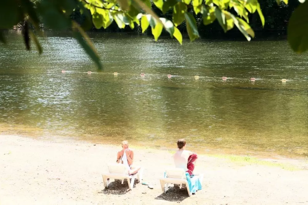 Village Camping LES VIGNES 3 Stars★★★