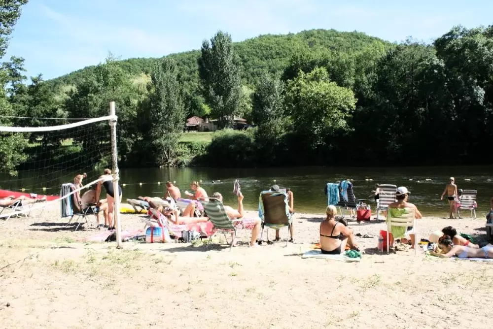 Village Camping LES VIGNES 3 Stars★★★
