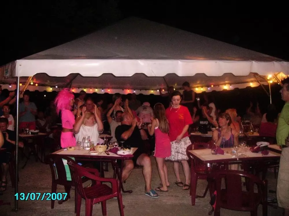 Village Camping LES VIGNES 3 Stars★★★