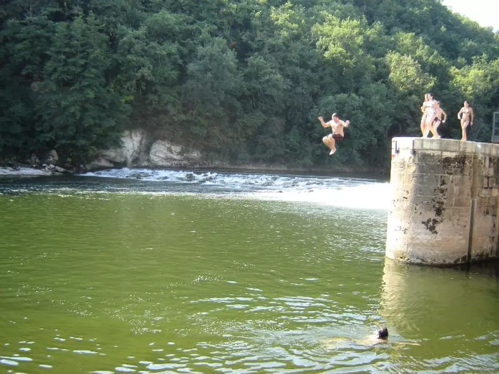 Village Camping LES VIGNES 3 Stars★★★