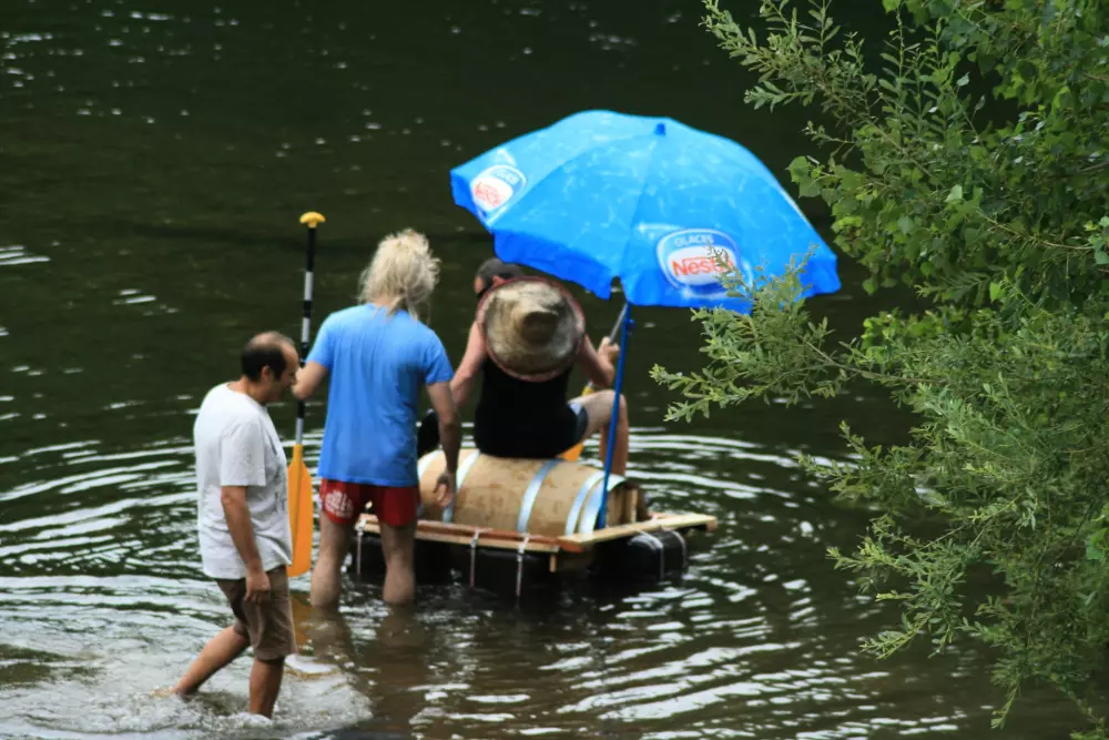 Village Camping LES VIGNES 3 Stars★★★