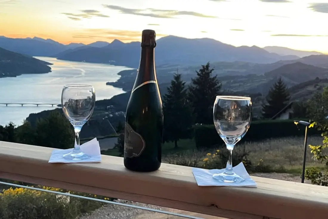 Tágas ház visszafordíthatatlan View, Puy-Sanières
