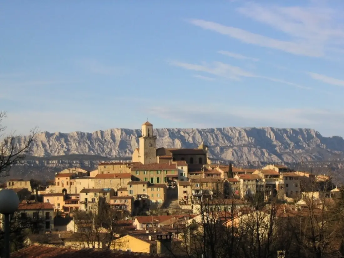 Camping le Cézanne Montagne Sainte- Victoire