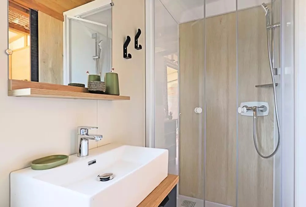 Camping Paradis Les Roses4 Sterne★★★★