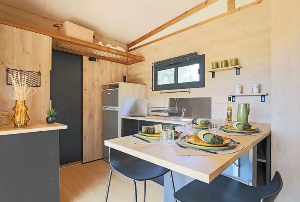 Camping Paradis Les Roses4 Sterne★★★★