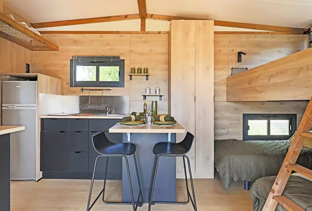 Camping Paradis Les Roses4 Sterne★★★★