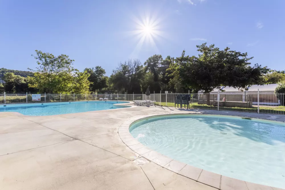 Alpha Camping Holding - Camping les Prés du Verdon 3 Estrellas★★★