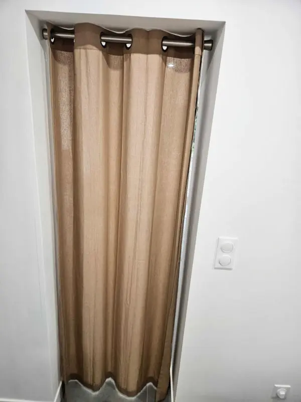 Családi apartman terasszal a tenger közelében