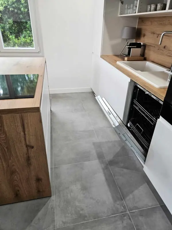 Családi apartman terasszal a tenger közelében