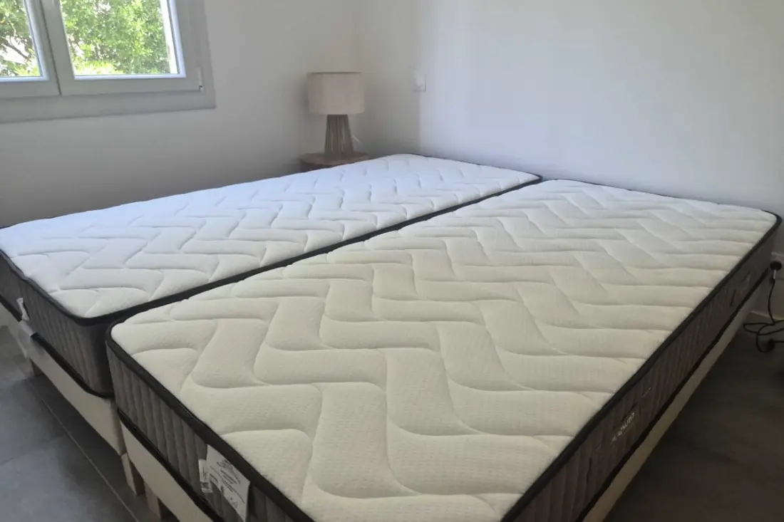 Családi apartman terasszal a tenger közelében