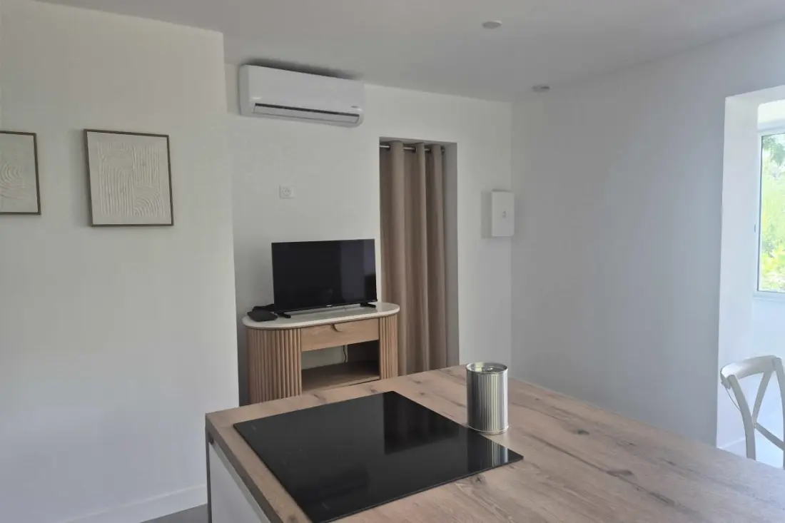 Családi apartman terasszal a tenger közelében
