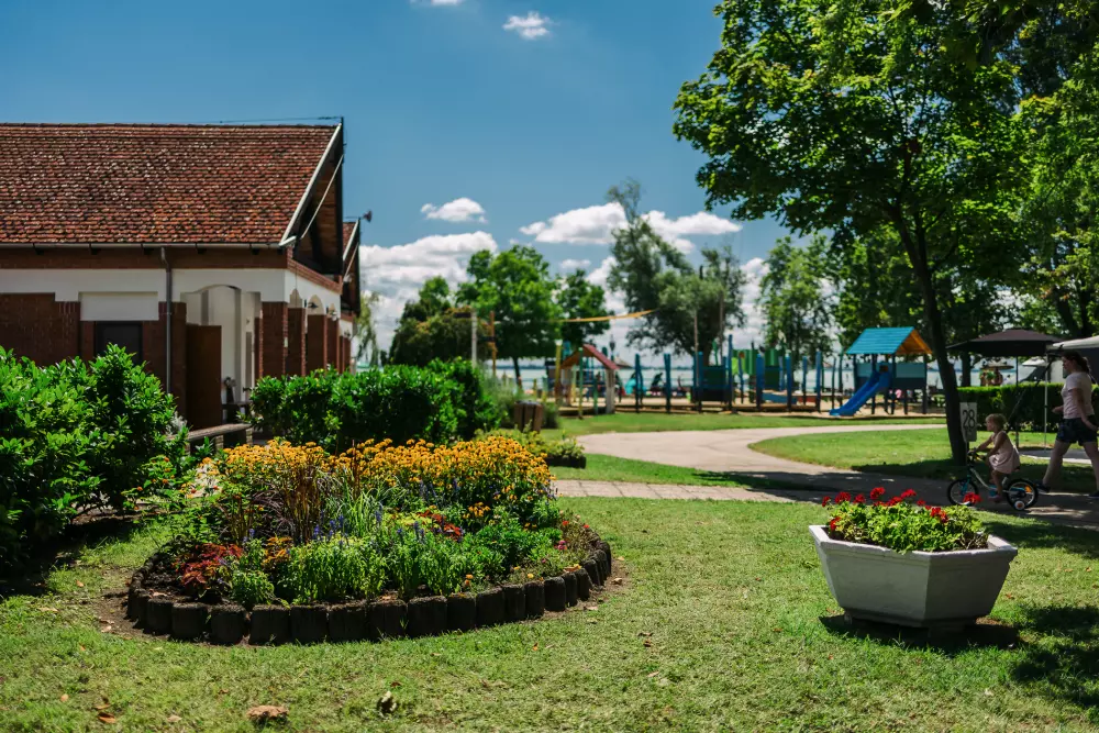 Campingplatz Napfény 3 Sterne★★★