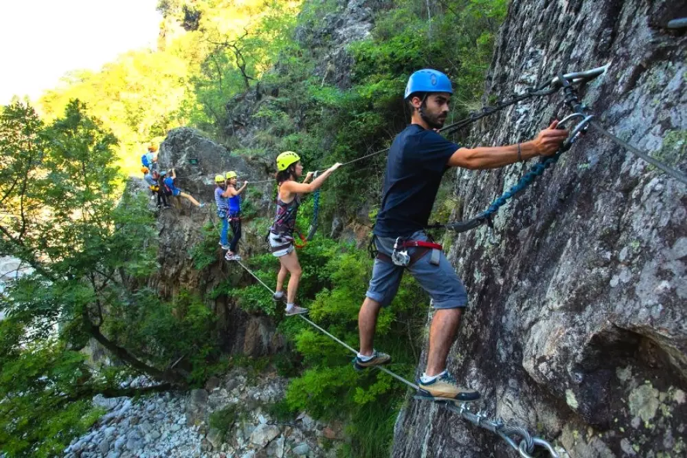 Ushuaïa Villages - Camping Les Cruses 3 Sterren★★★