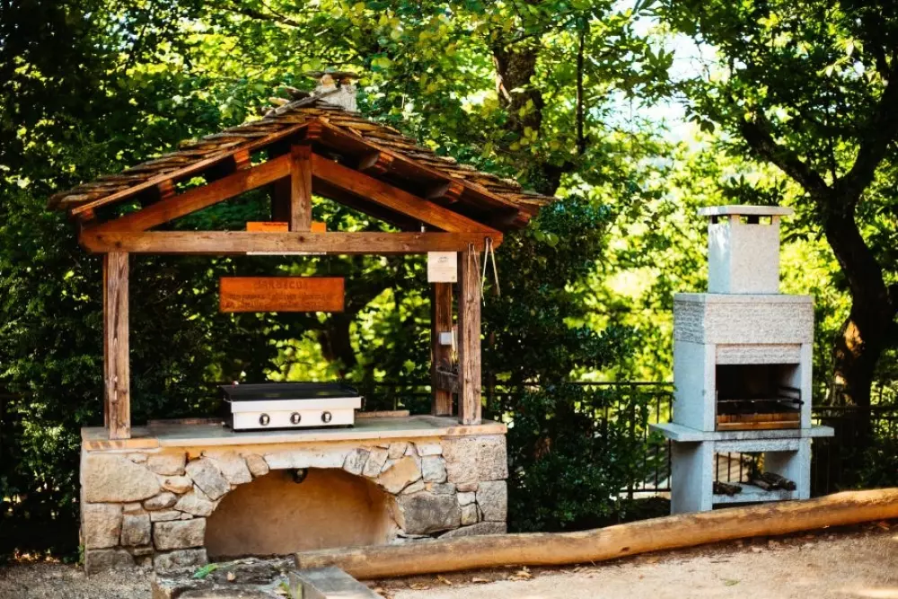 Ushuaïa Villages - Camping Les Cruses 3 Sterren★★★