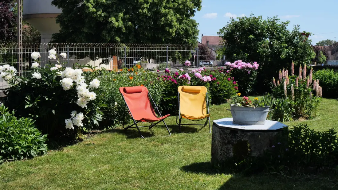 Gîte de France Die Peonies 2 Ohren