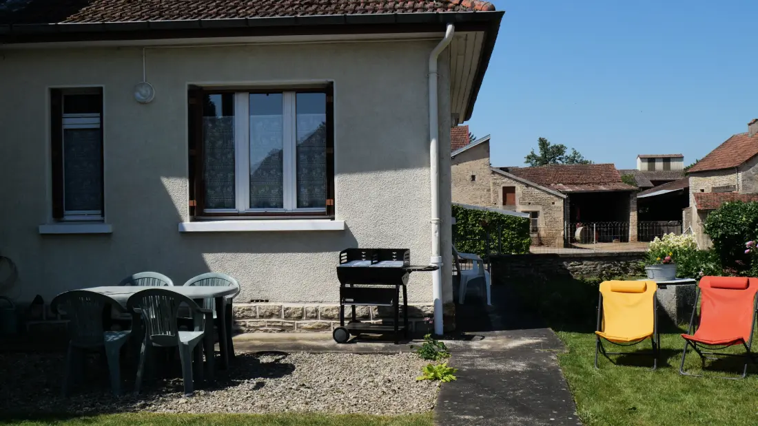 Gîte de France Die Peonies 2 Ohren