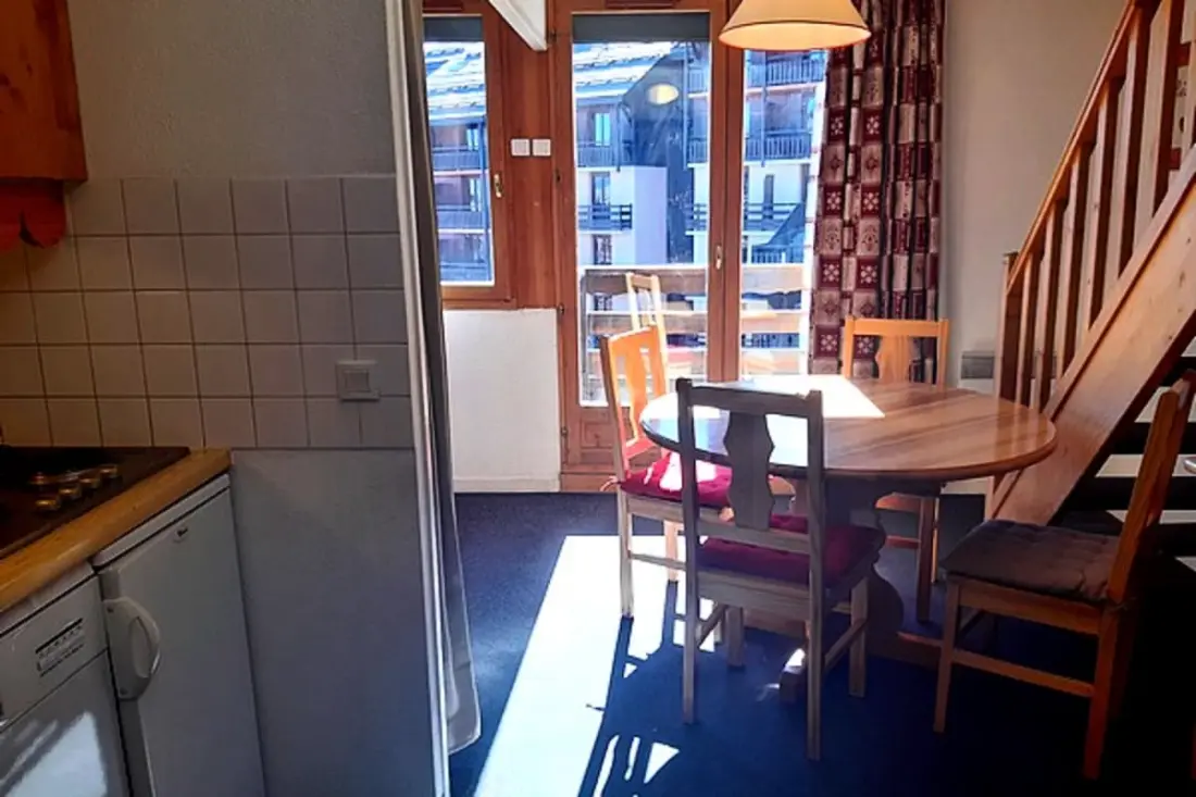 Bright Apartment For 8 in Risoul