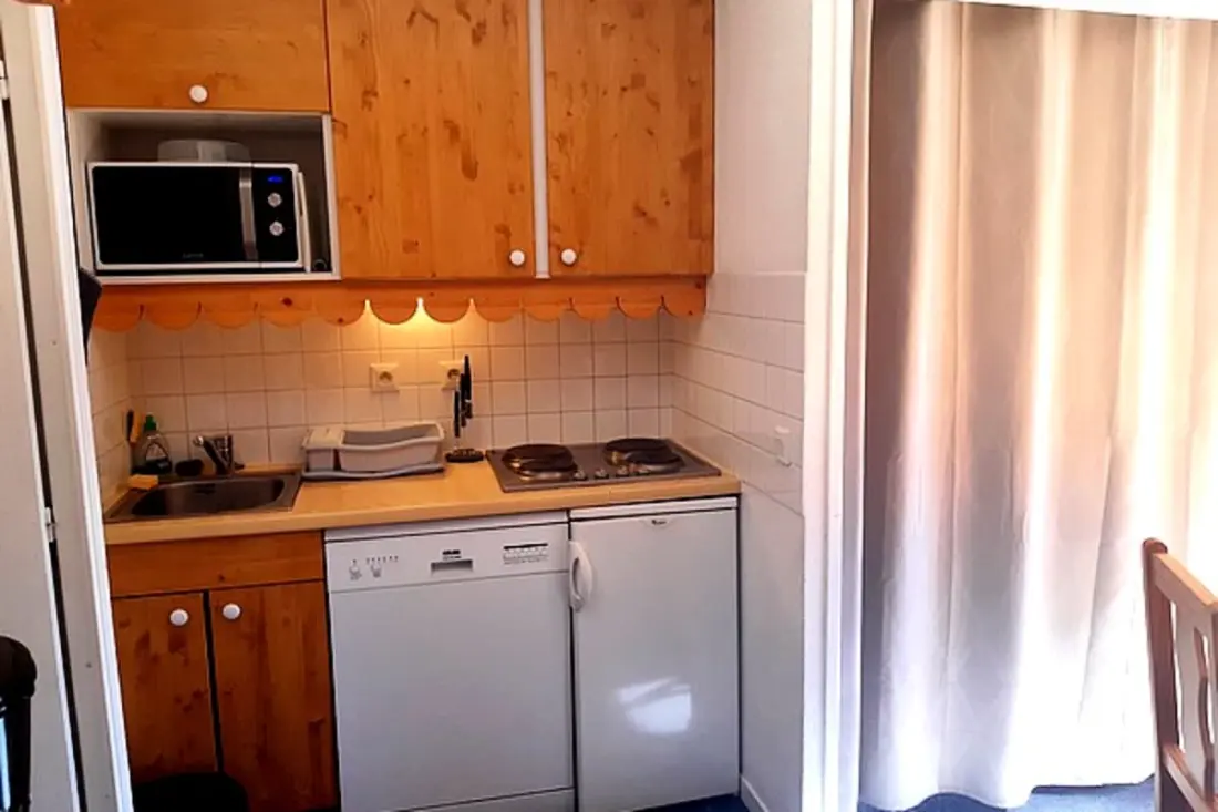 Bright Apartment For 8 in Risoul