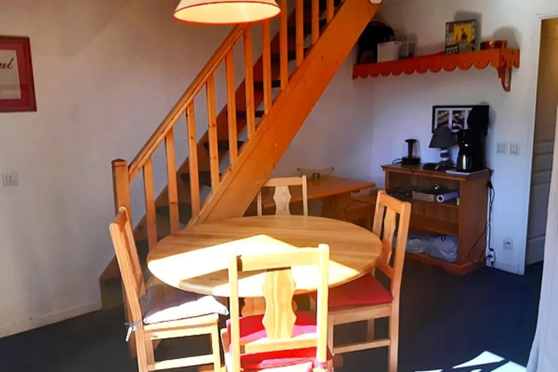 Bright Apartment For 8 in Risoul