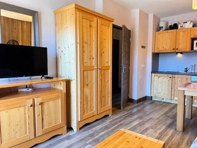 Deneb Residence