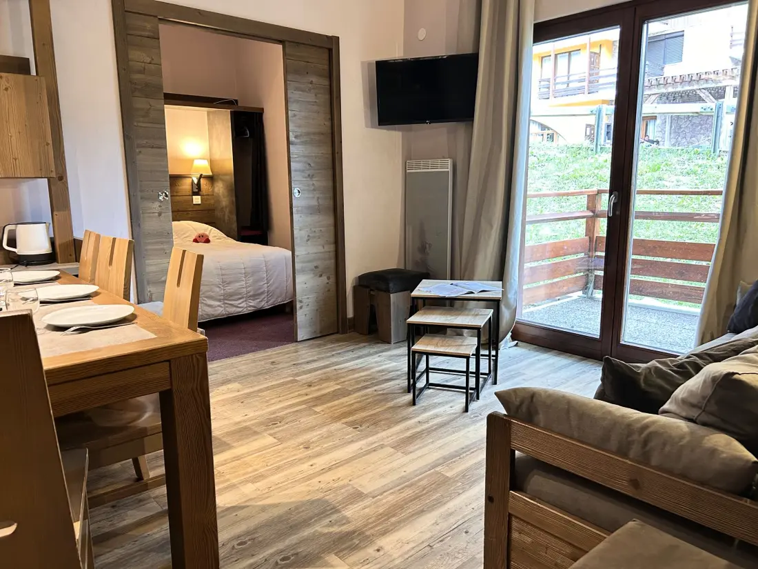 Deneb Residence