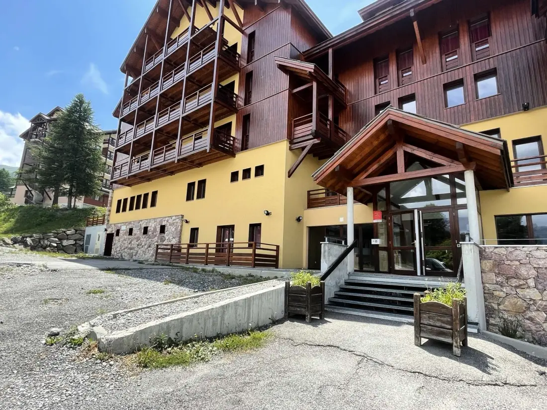 Deneb Residence