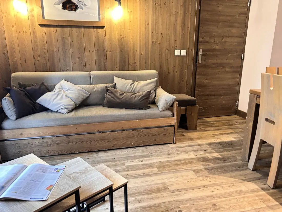 Deneb Residence