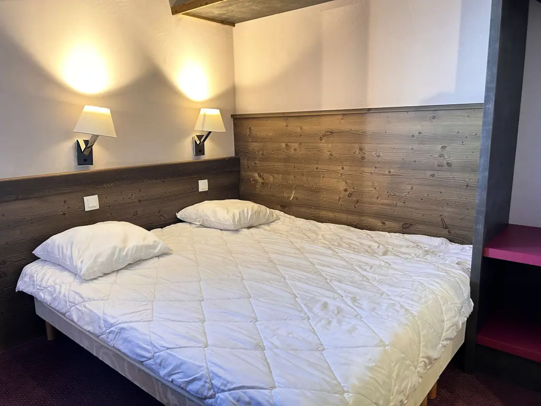 Deneb Residence