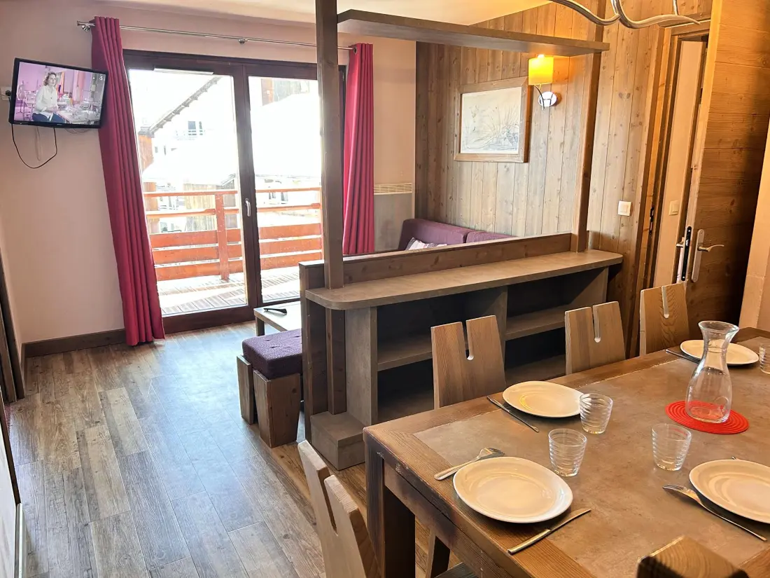 Deneb Residence