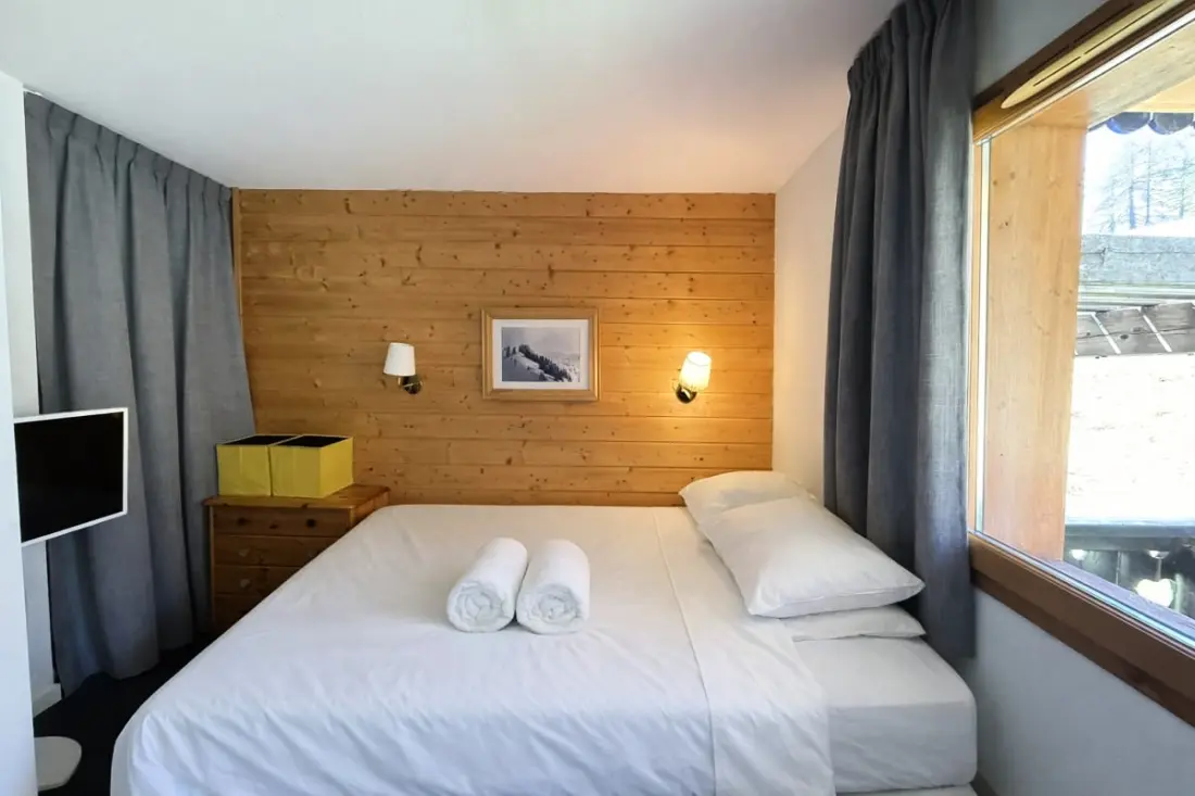 Résidence Risoul • T2 6 Pers • Piscine Et Sauna • Proche Pistes