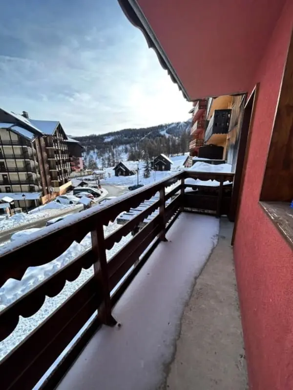 Luminous Studio in Risoul, Skiing Aux Pieds et Confort