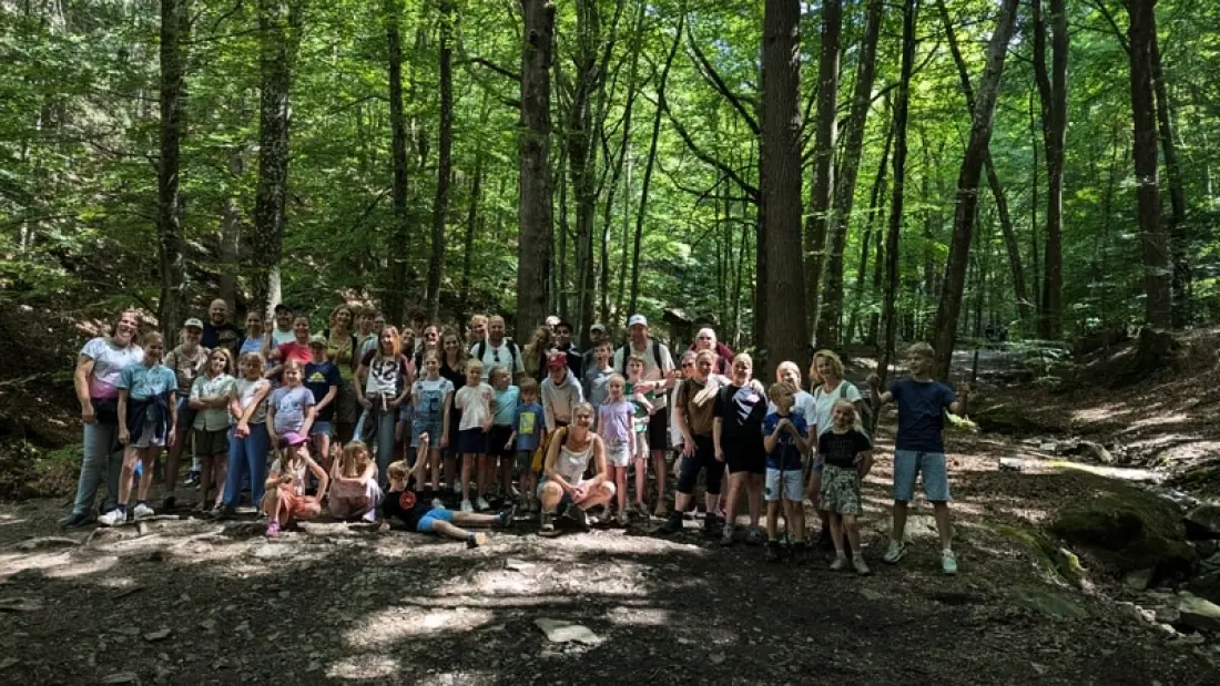 1-ouder Camping Au Bord de l'Ourthe 2 Sterne★★