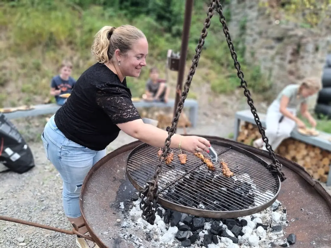 1-ouder Camping Au Bord de l'Ourthe 2 Sterne★★