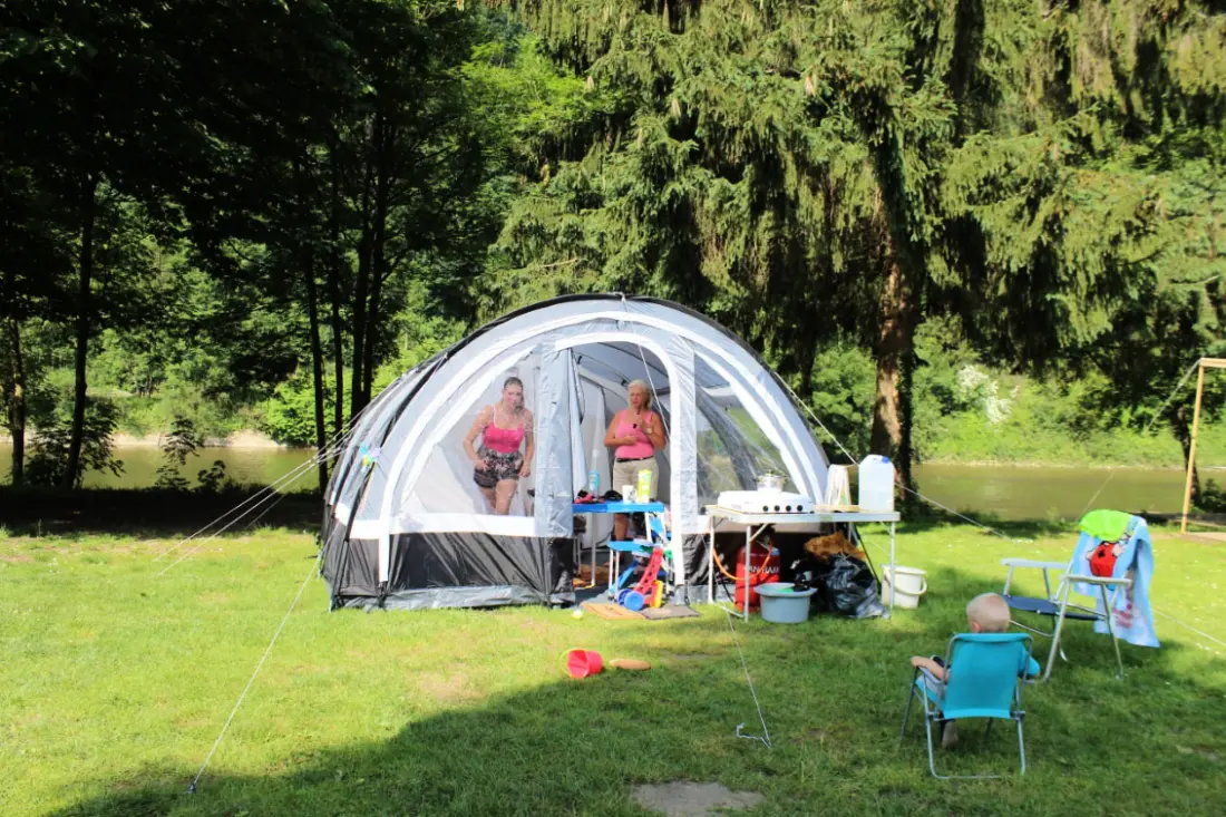 1-ouder Camping Au Bord de l'Ourthe 2 Sterne★★