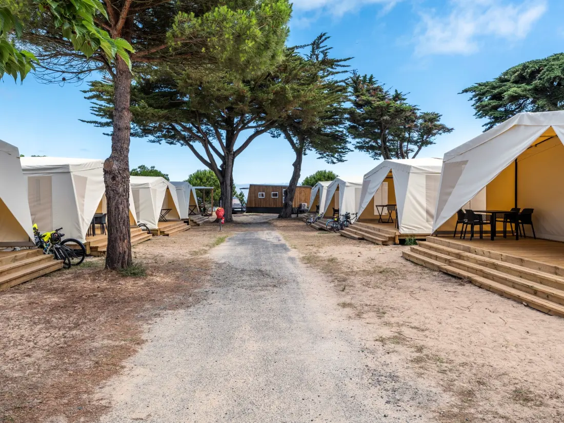 Flower Camping  Village Platin-Redoute 3 Sterne★★★