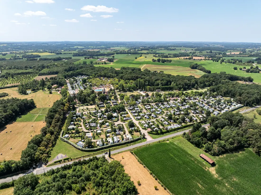 Campingplatz Château de Fonrives