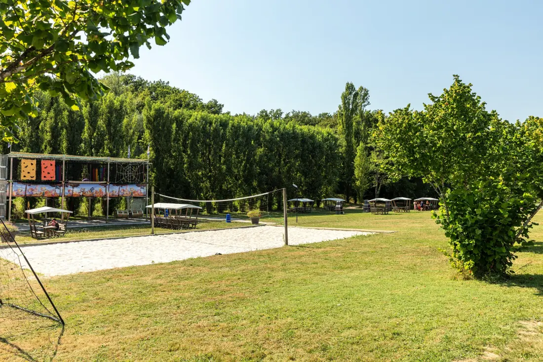 Campingplatz Château de Fonrives