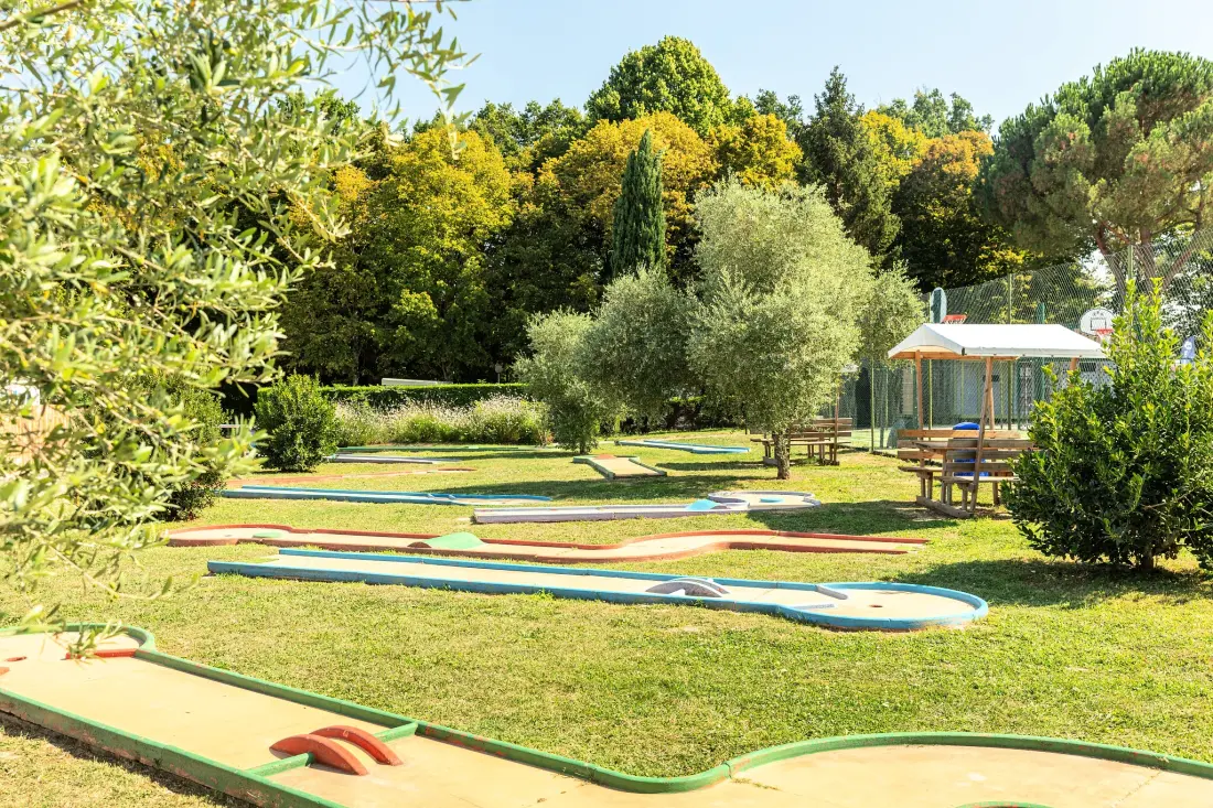 Campingplatz Château de Fonrives