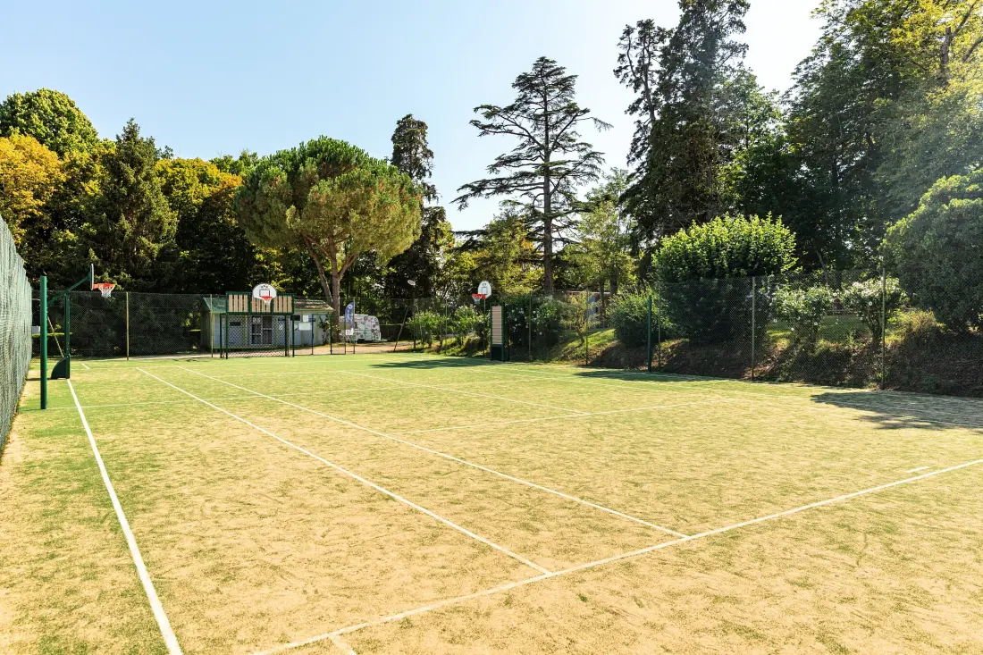 Campingplatz Château de Fonrives
