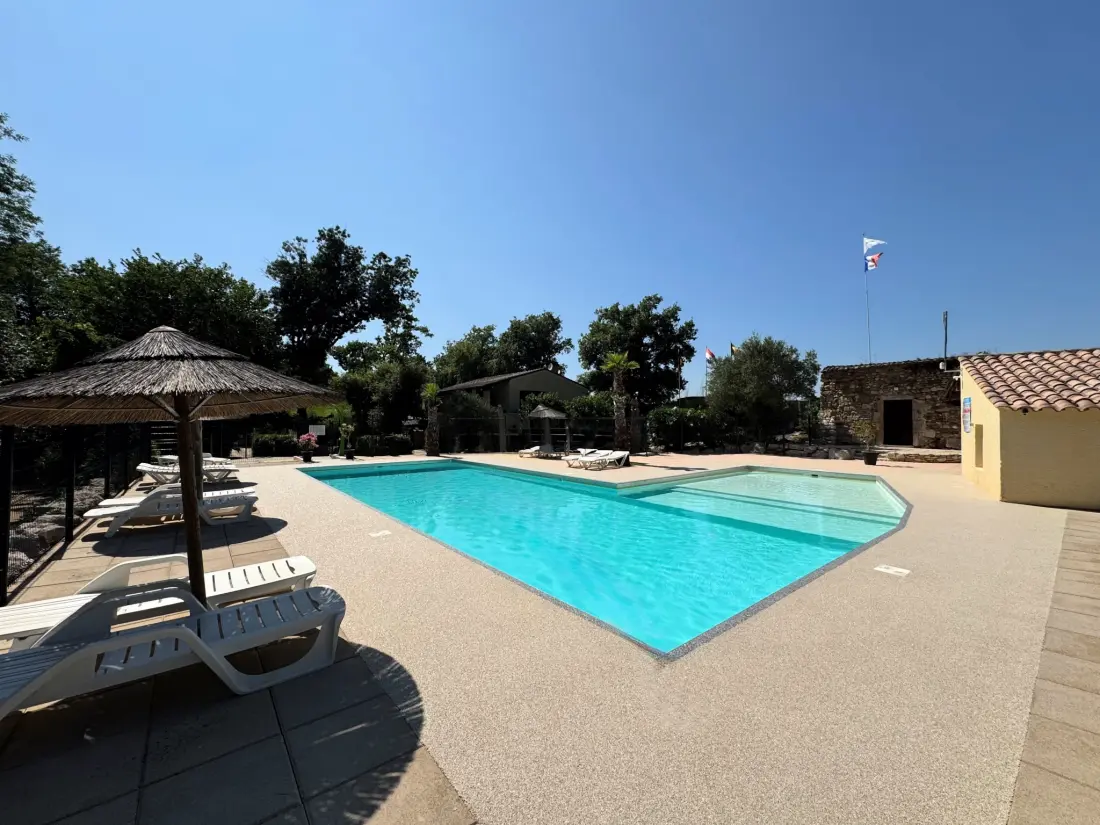 Campsite Universal 3 Csillagok★★★
