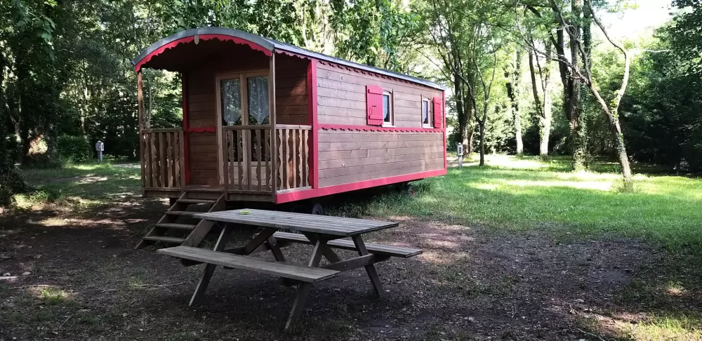 Camping Universal 4 Sterne★★★★