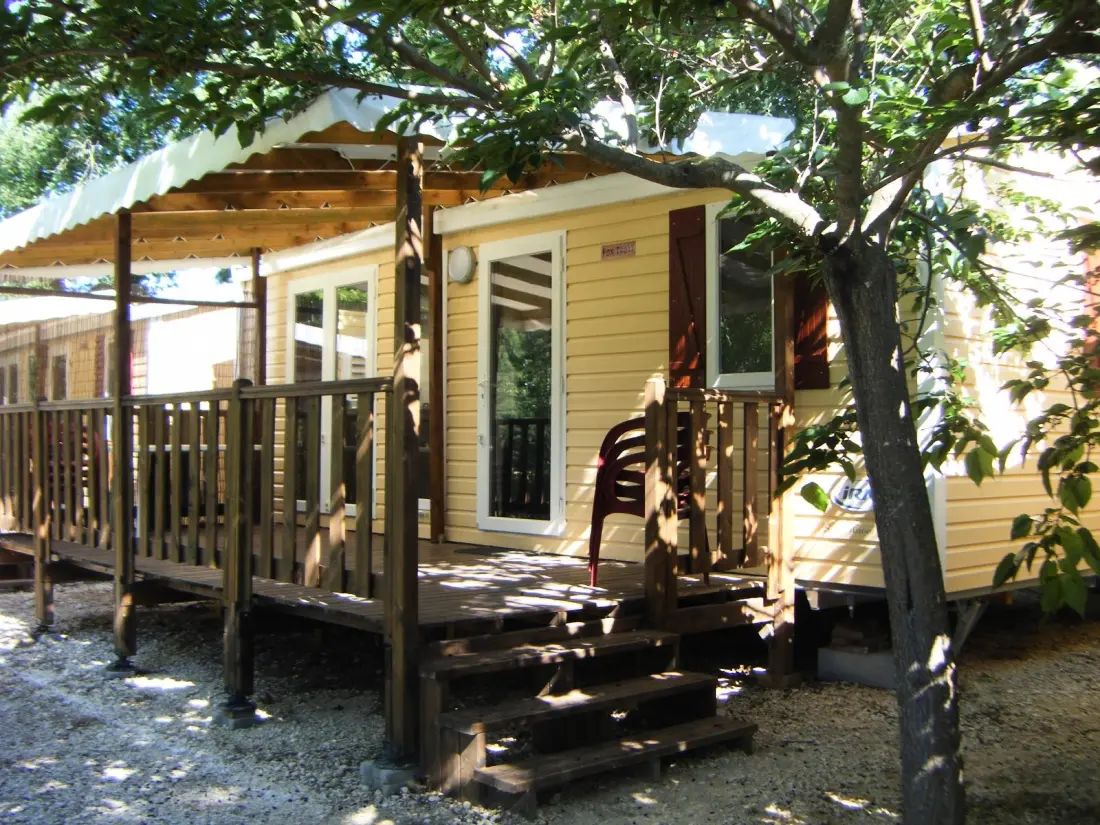 Camping Universal 4 Sterne★★★★